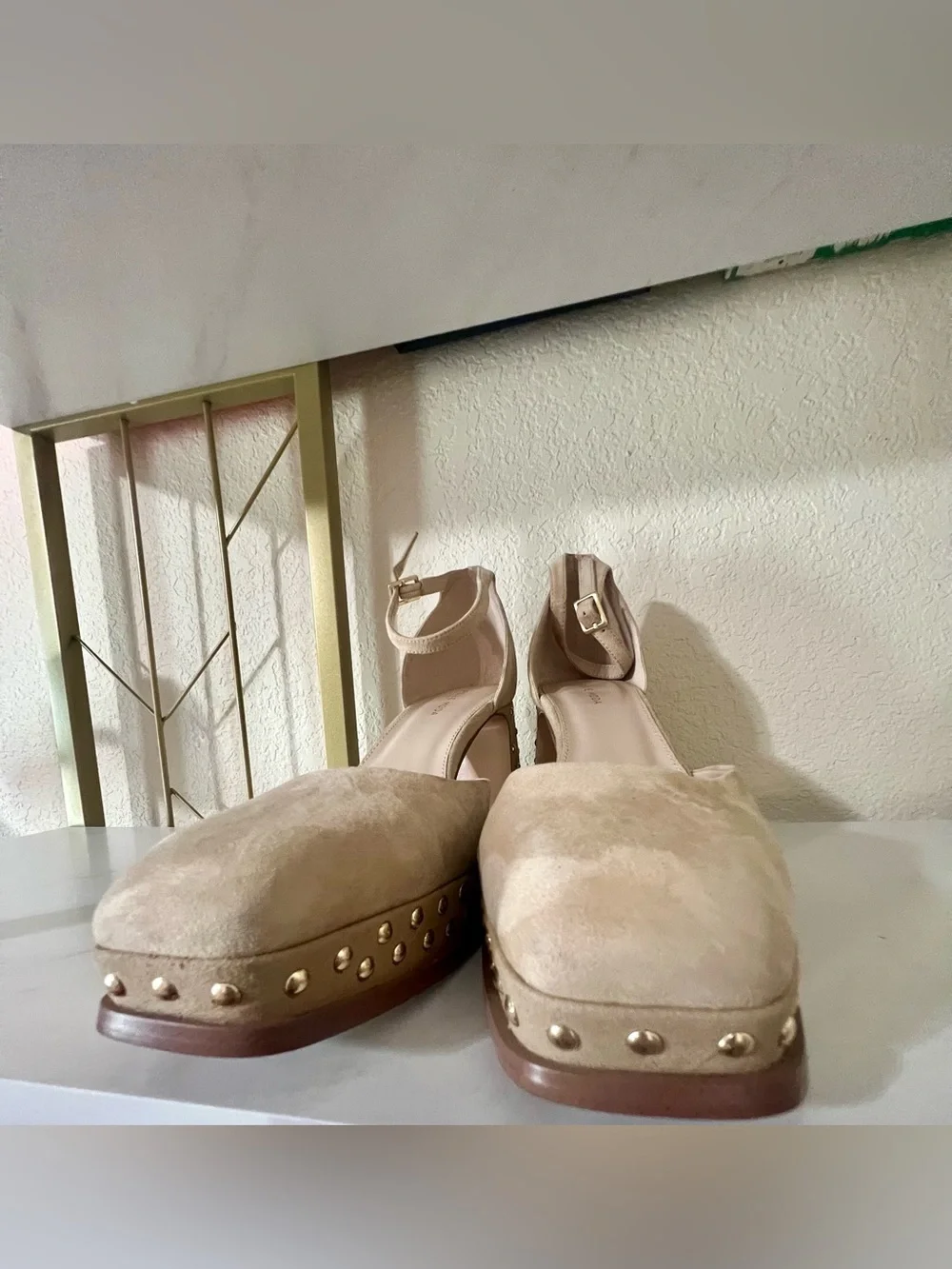 NWT Pelle Moda Dietta Ankle Strap Platform Pump in Latte